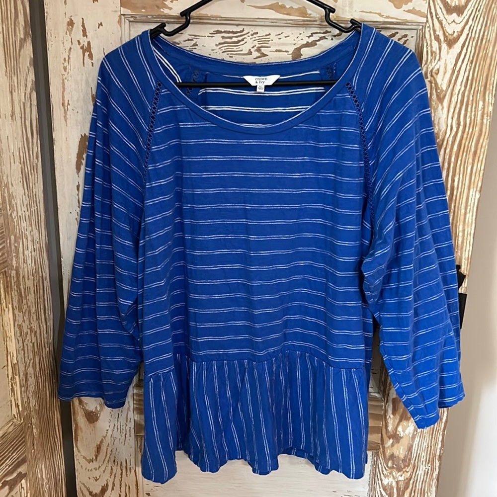 Crown & Ivy Peplum Women’s Top